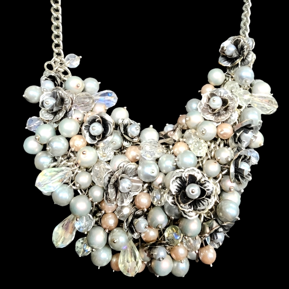 Chunky Pearl & Crystal Floral Bib Statement Necklace Collar Silver Tone